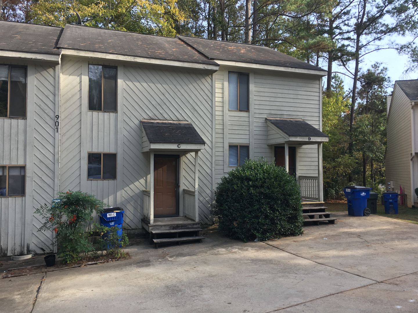 Raleigh Apartment: 901 Hearthridge Court