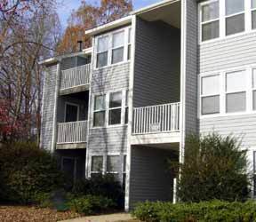 Raleigh House: 1308-301 Hillbrow Lane