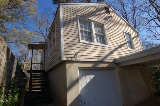3210 Ruffin St ~ 2 Bedroom / 1 Bathroom ~ perfect for roommate sharing – photo 1