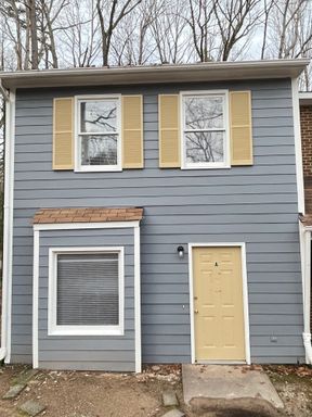 5317-C Wayne St ~2 Bedroom / 2.5 Bathroom ~ located near Jones Franklin Rd and Crossroads Plaza – photo 1