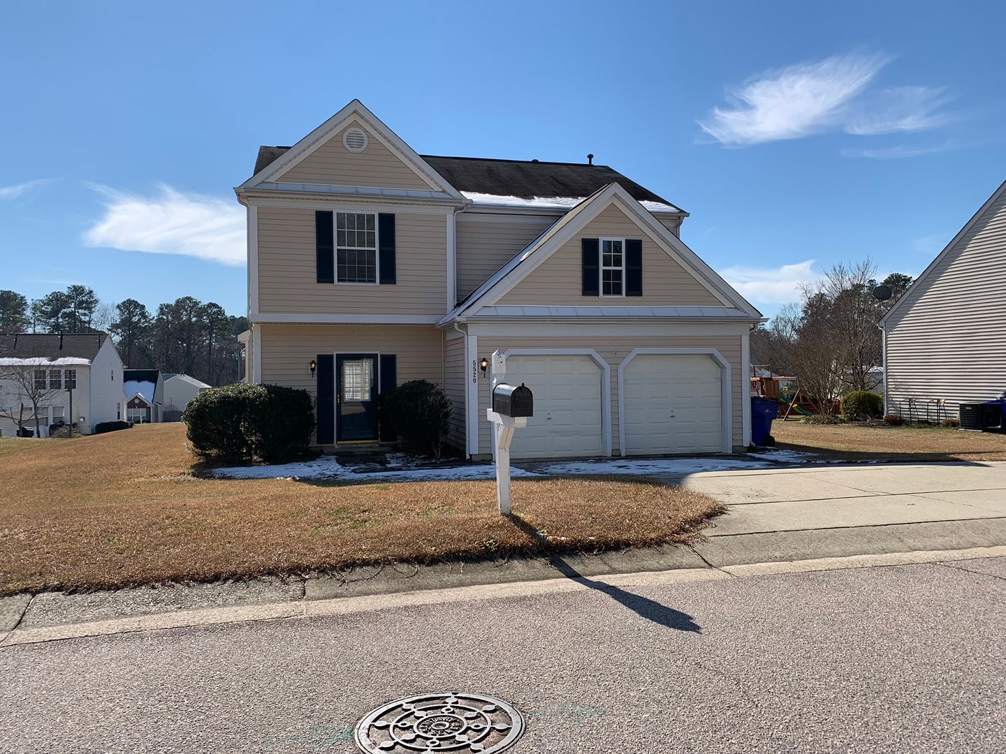 Raleigh House: 5520 Wedgegate Drive