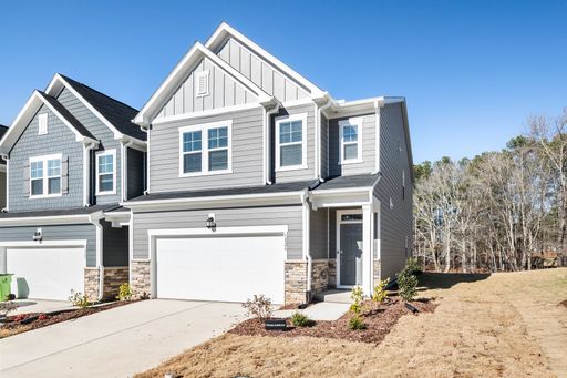 Location, Community, Quality Living – It Starts Here at Depot 499! Limited Time: One Month Free. – photo 1