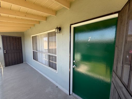 Recently upgraded 1 Bedroom 1 Bath Upstairs Apartment in Anaheim – photo 1