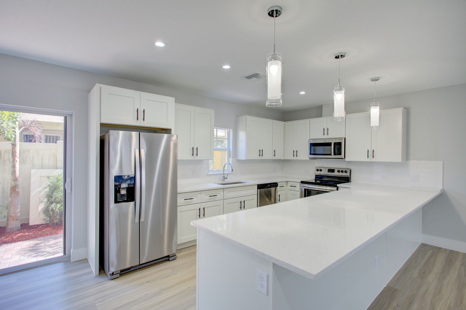 Lake Worth Townhome: 403-407 3rd Avenue S