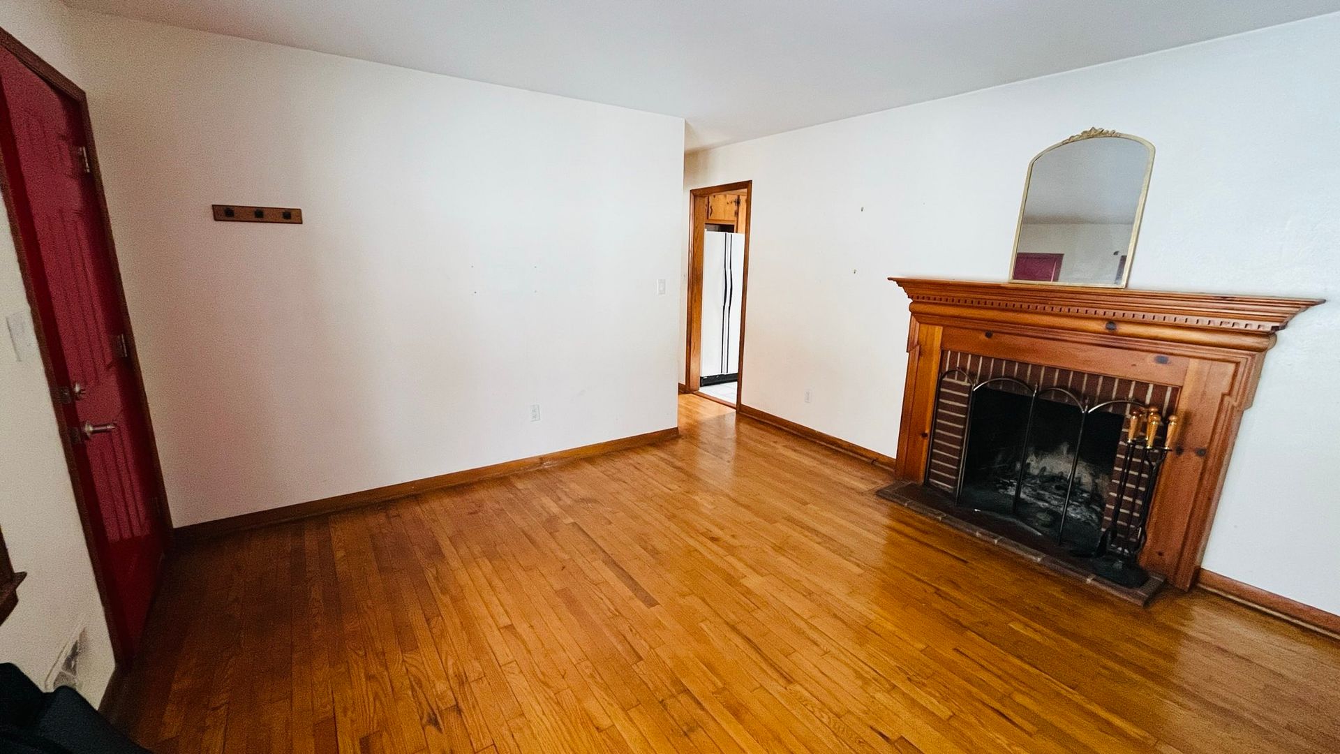 Roanoke House: 2530 Maiden Lane