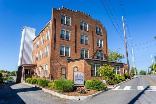 1 Bed/1 Bath