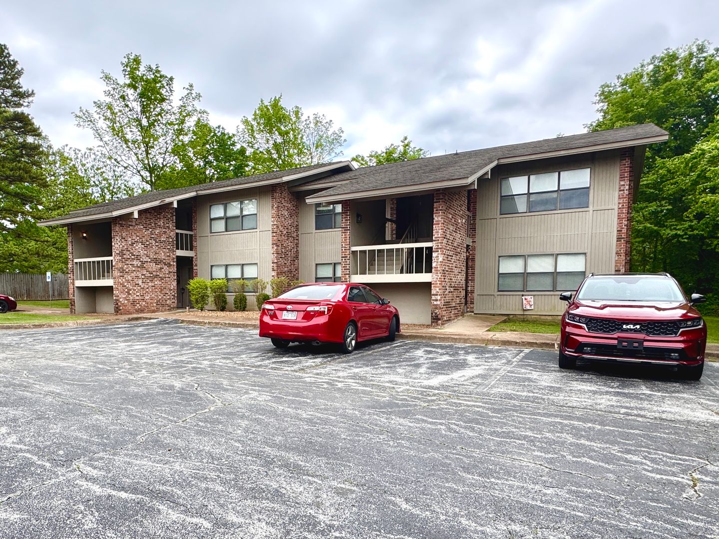 Batesville Apartment: 1520 E. Boswell St.