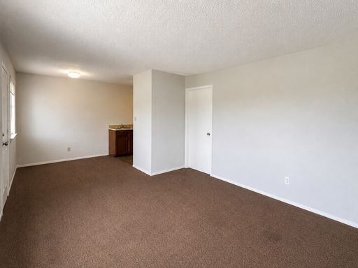 1 Bed/1 Bath Apartment • Melbourne • Partial Utilities Included
