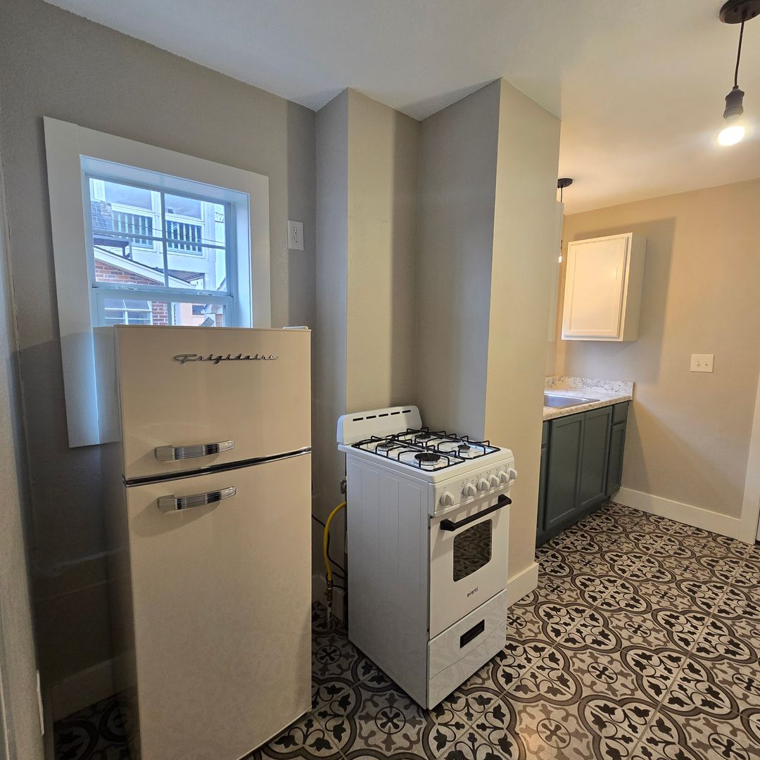 Batesville Apartment: 551 E Boswell Street