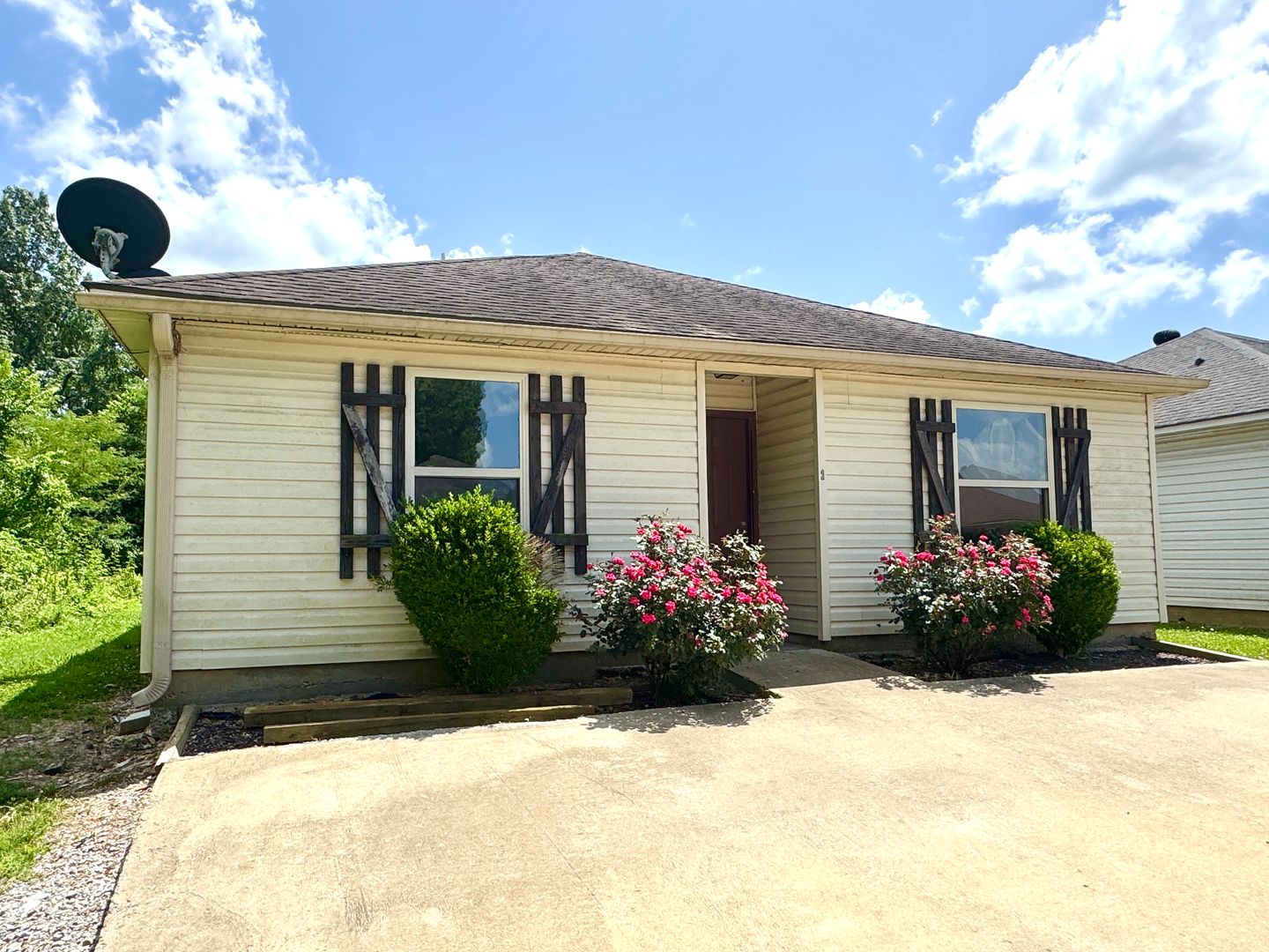Sulphur Rock Townhome: 80 Gabriel Way