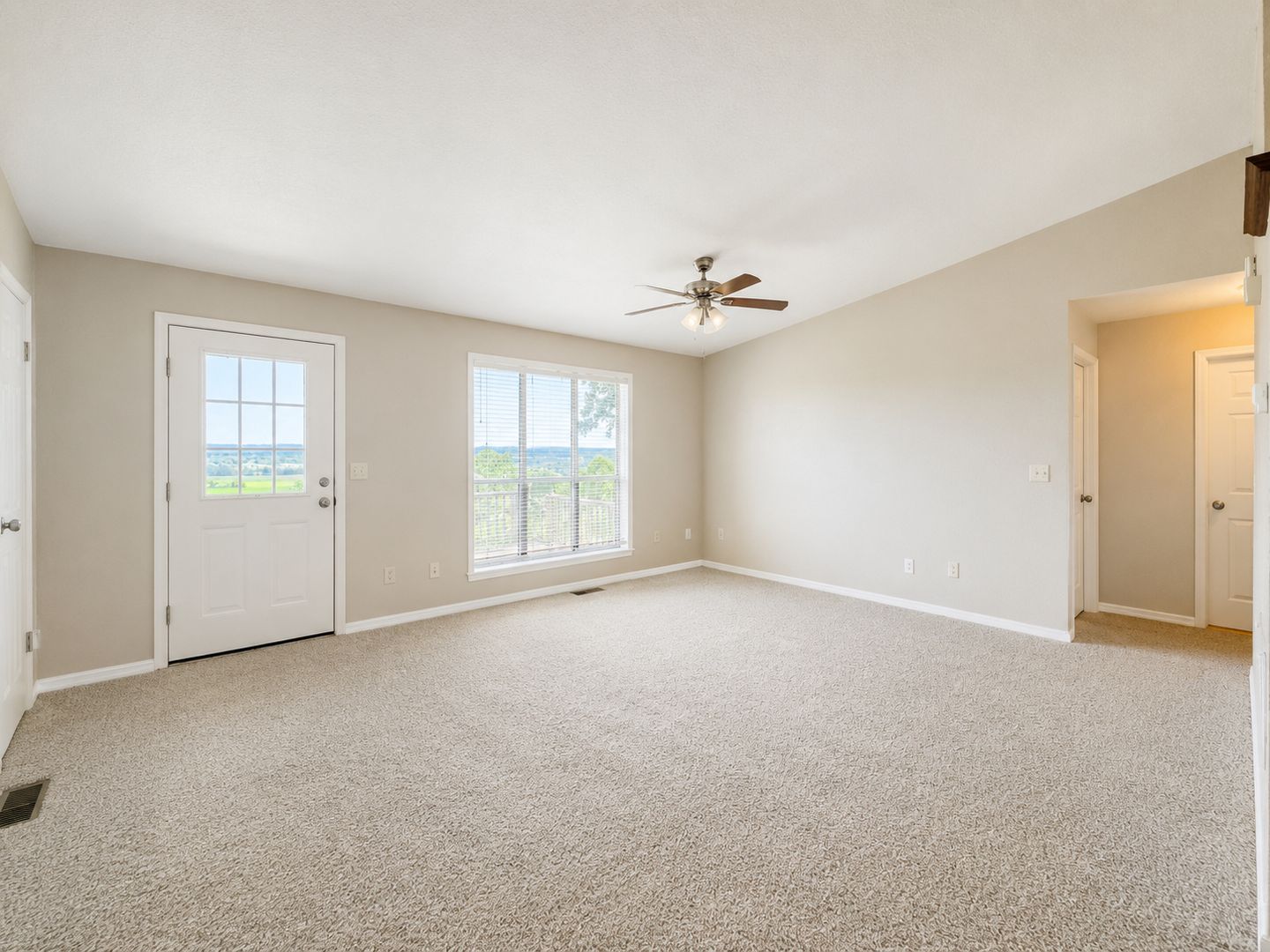 Southside Condo: 11 Fox Run Lane