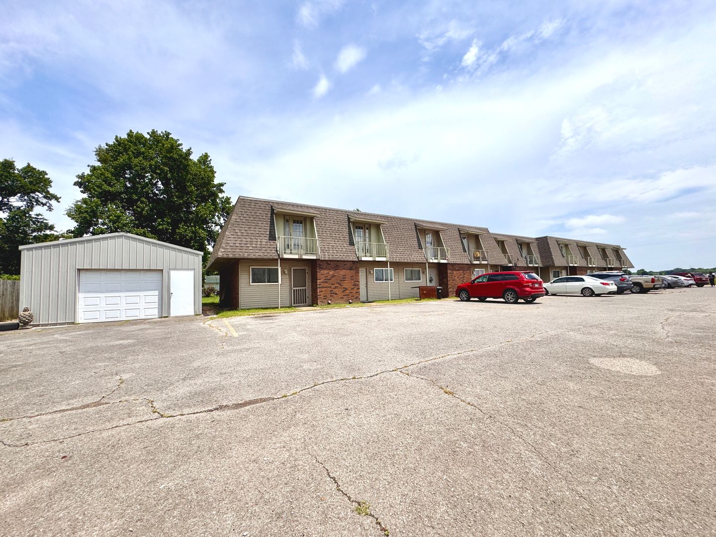 2 Bedroom • 1.5 Bath • Townhouse Style Apartment in Newport