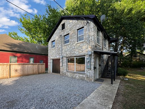 Remodeled 1/1 Apartment off of Main St • Batesville