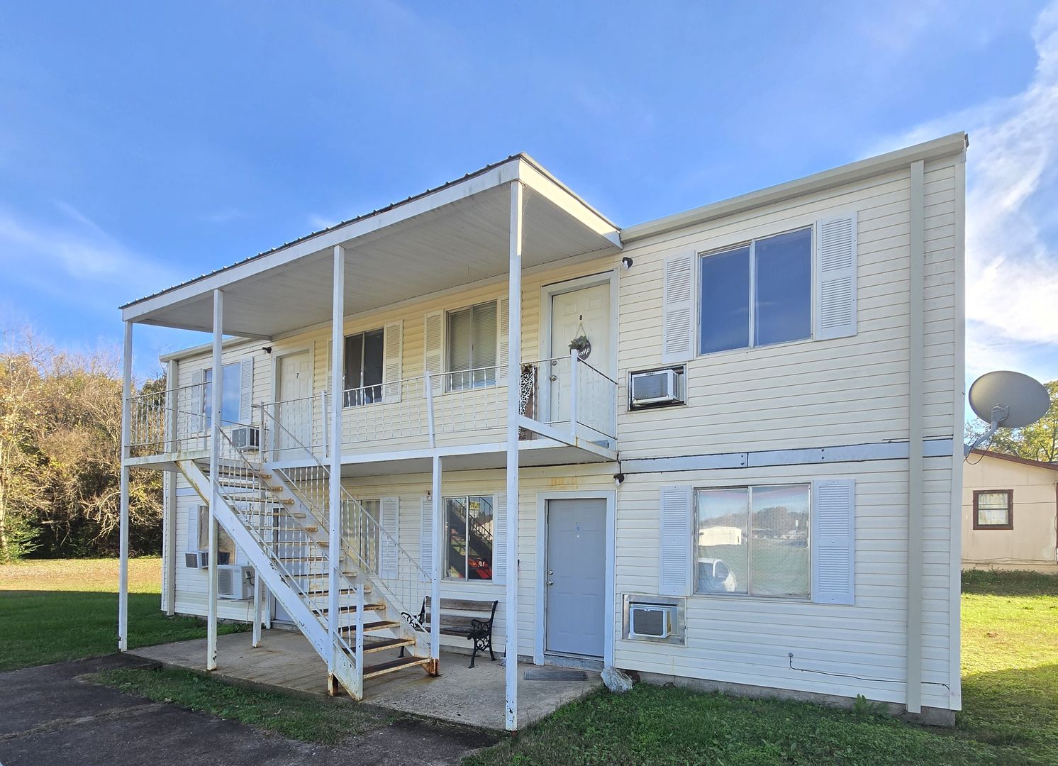 Melbourne Apartment: 89 Moser Street