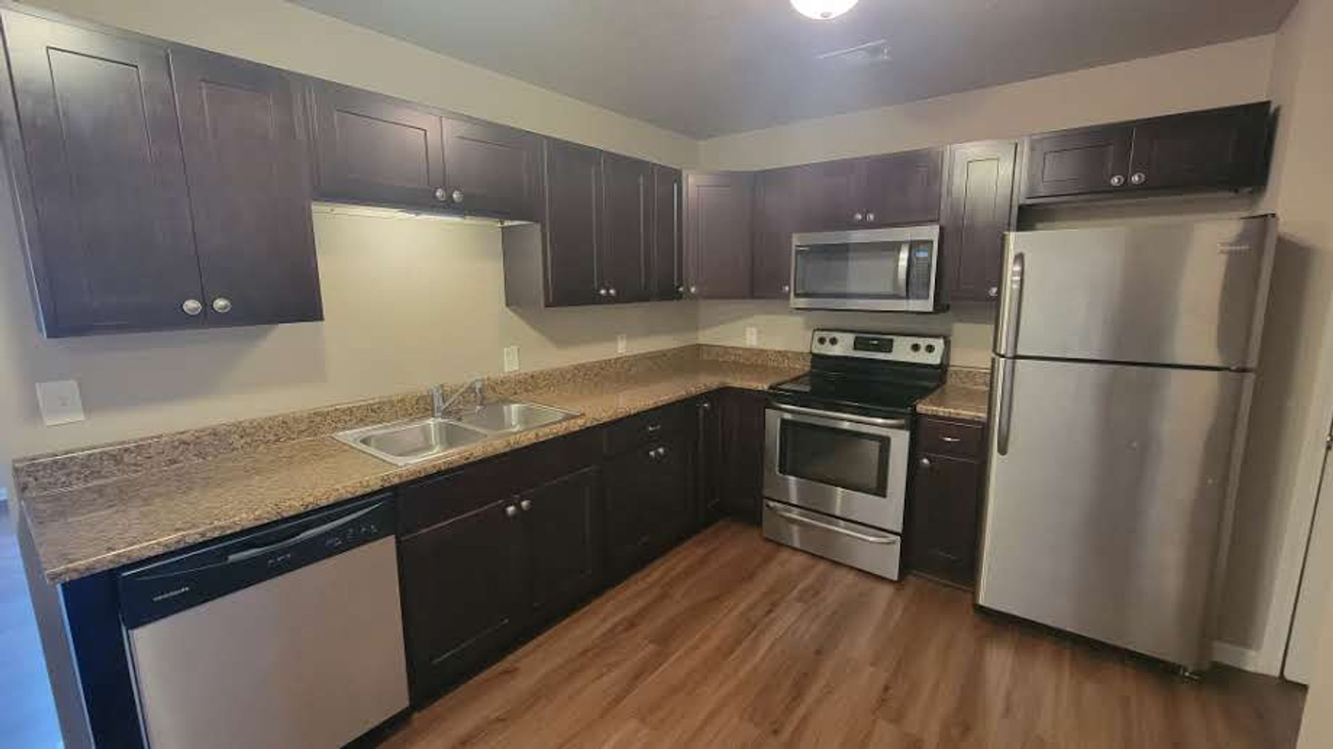 Batesville Condo: 1 Emma Kate