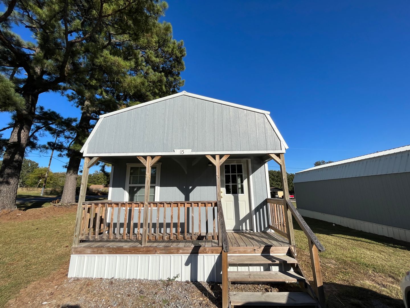 Batesville Apartment: 225 Community Dr.