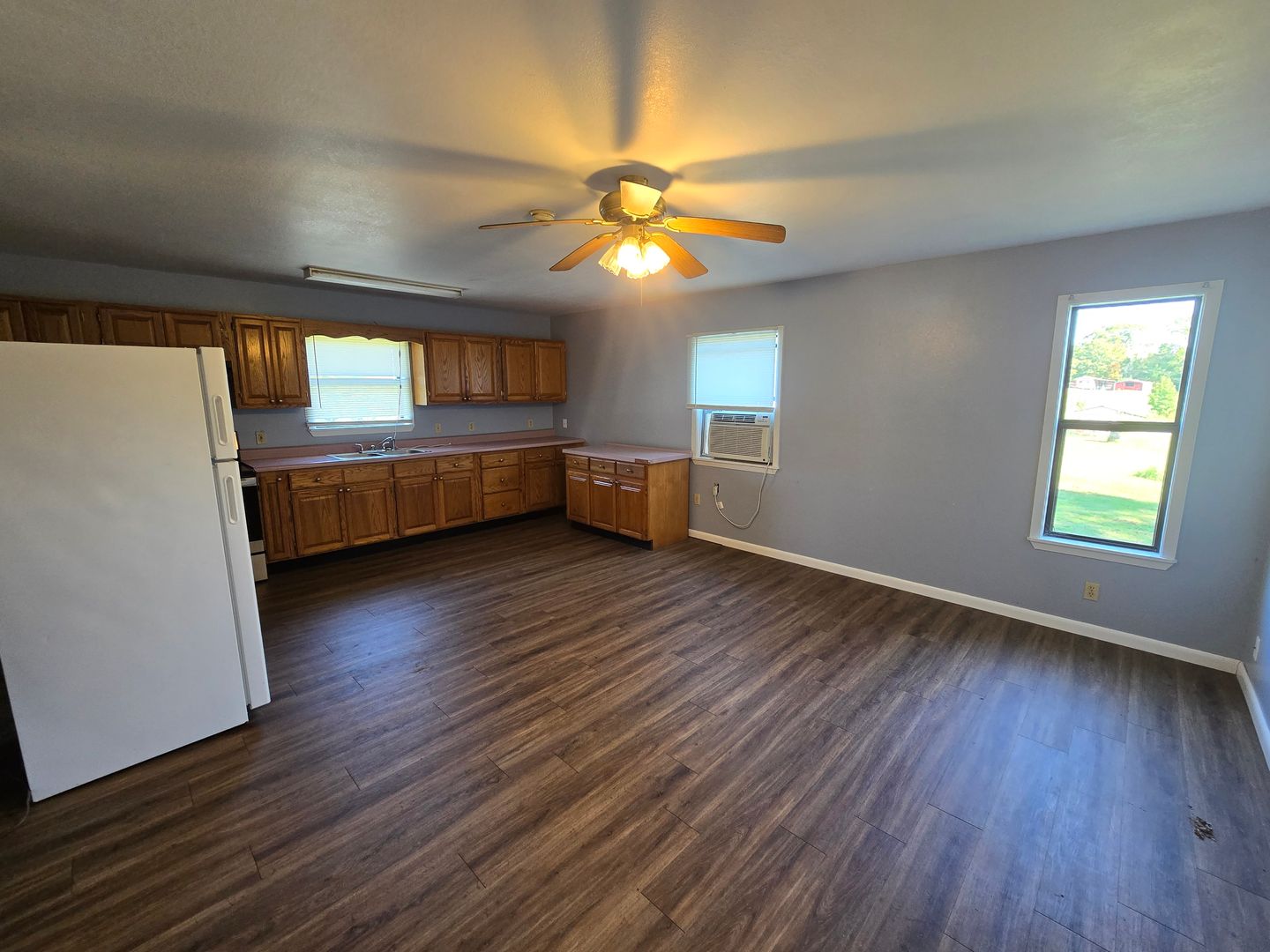 Batesville Multiplex: 530 Jamestown Loop