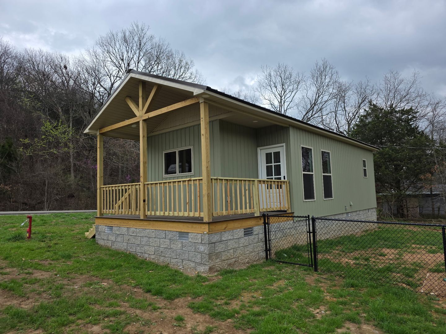 Batesville House: 116 Jeffery Cutoff Rd