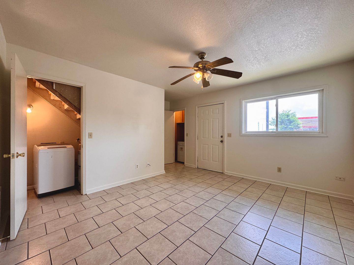 Newport Townhome: 3221 Airbase Road