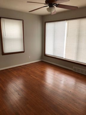 ADORABLE, 3 BEDROOM, 1 BATH BUNGALOW STYLE HOME IN REDFORD-----DENBY