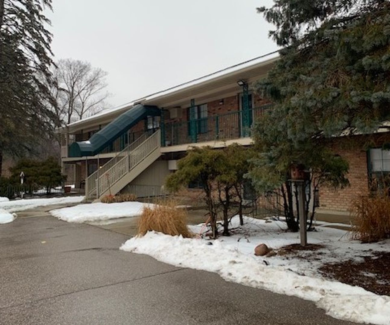 LINDEN Apartment: 8434 SILVER LAKE ROAD