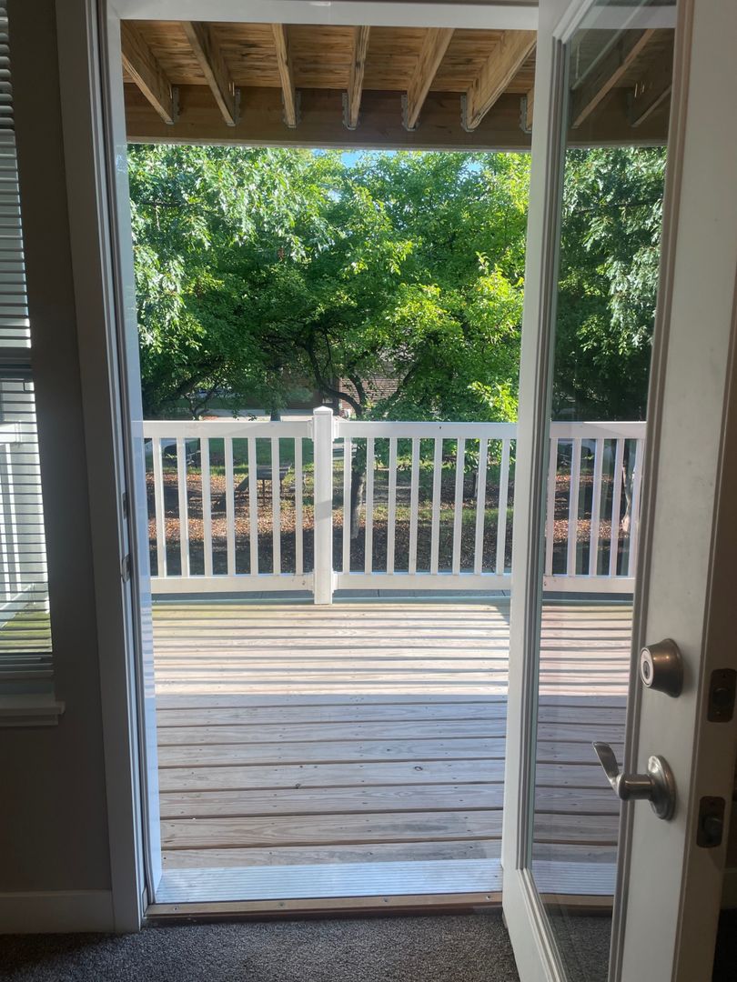 Grand Rapids Apartment: 1220 Hillburn Ave NW