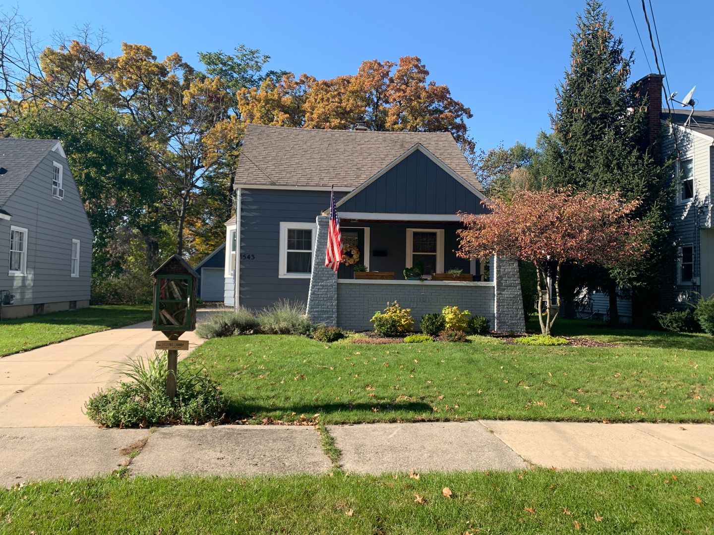 Grand Rapids House: 1543 Gladstone Drive SE