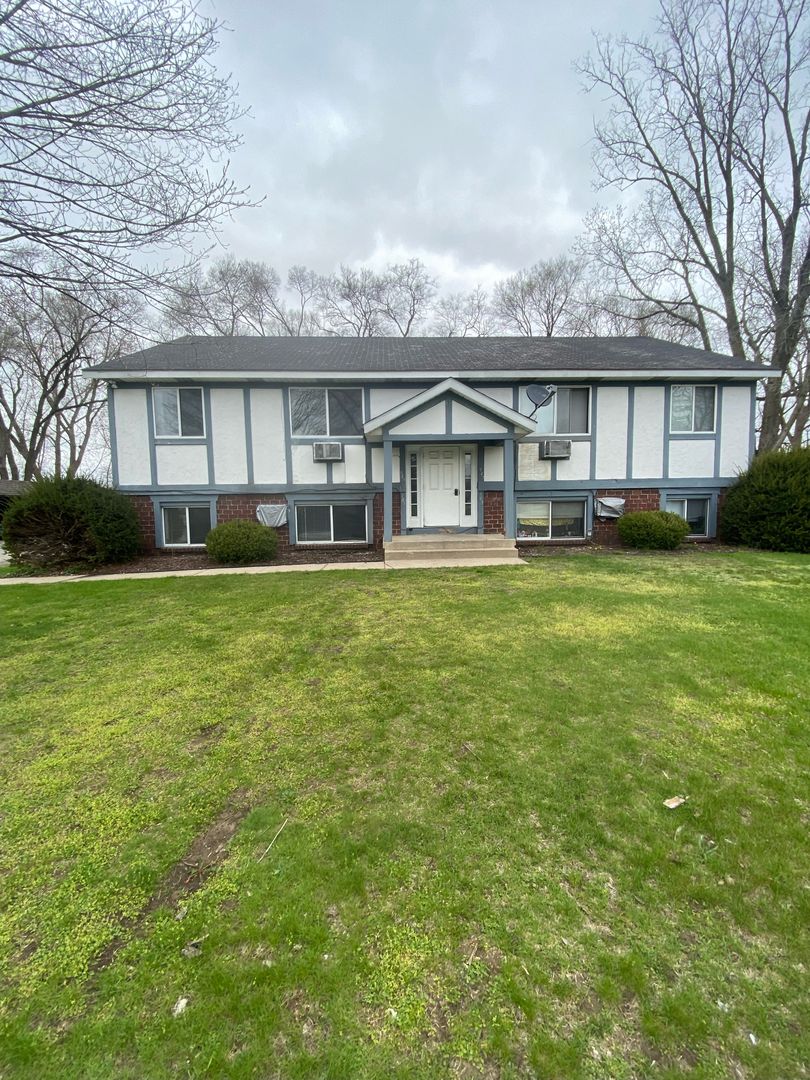 Kentwood Apartment: 941-947 Hardwick Drive SE