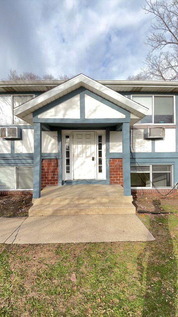 Kentwood Apartment: 941-947 Hardwick Drive SE