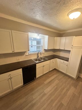 1126 Jennette Avenue NW, Unit 1 – photo 1
