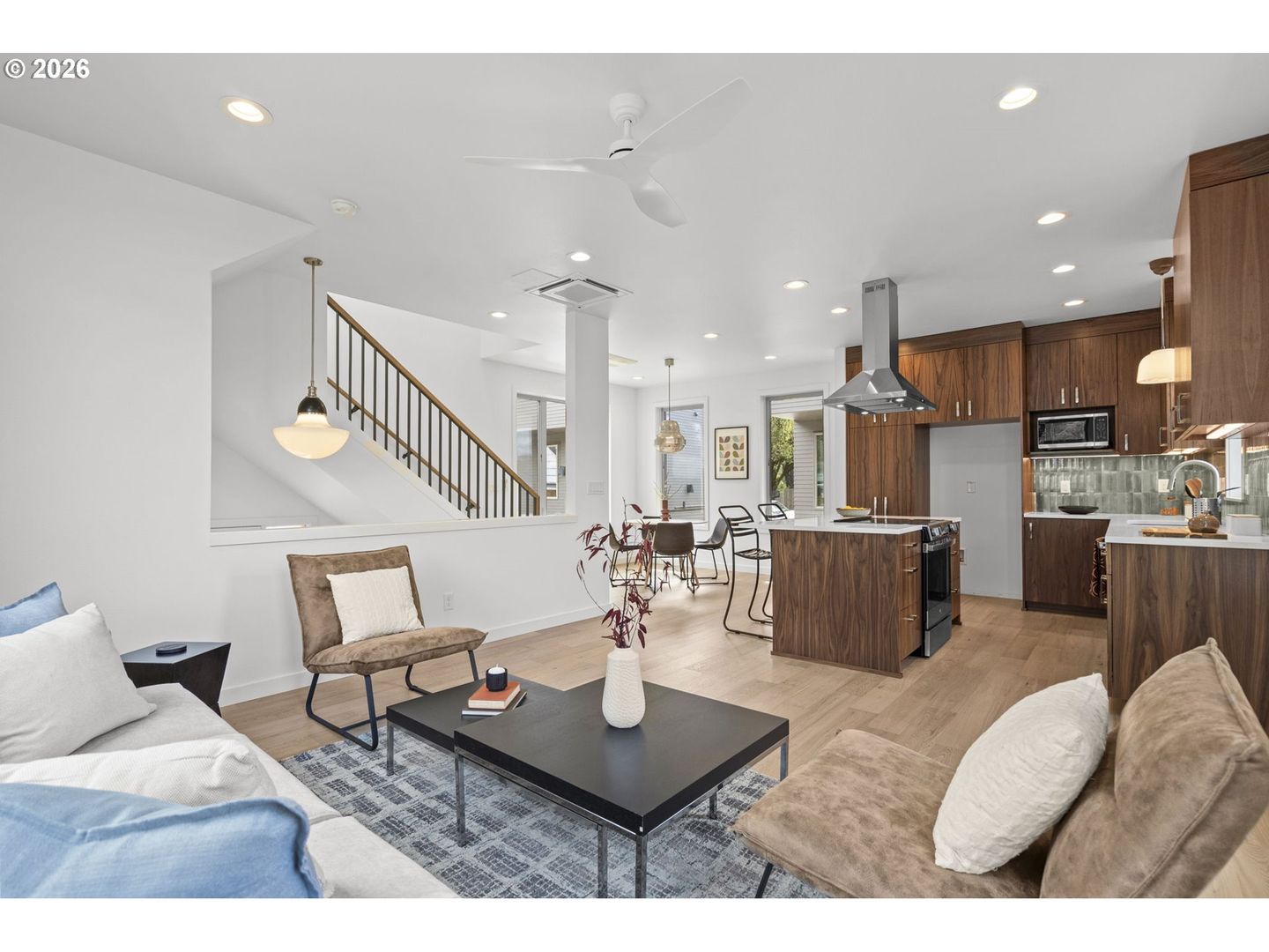 Portland House: 5353 SE Stark St