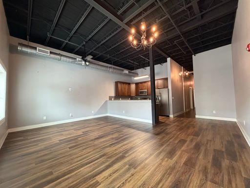 2/2 Broad St Esserman Loft- $1,750 – photo 1