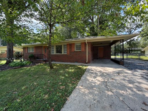 Brick 3/1 House in Garden Lakes- $1,450 – photo 1