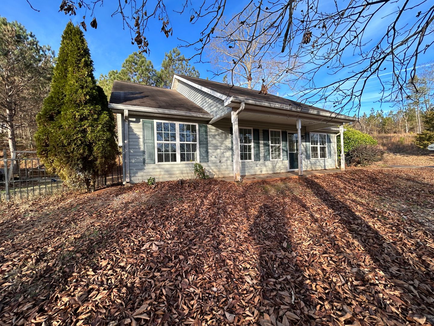 Silver Creek House: 17 Windy Hill Rd SE