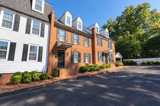 3 Bedroom Townhome – 311 E 2nd Ave - Apt. 8, Rome, GA 30161