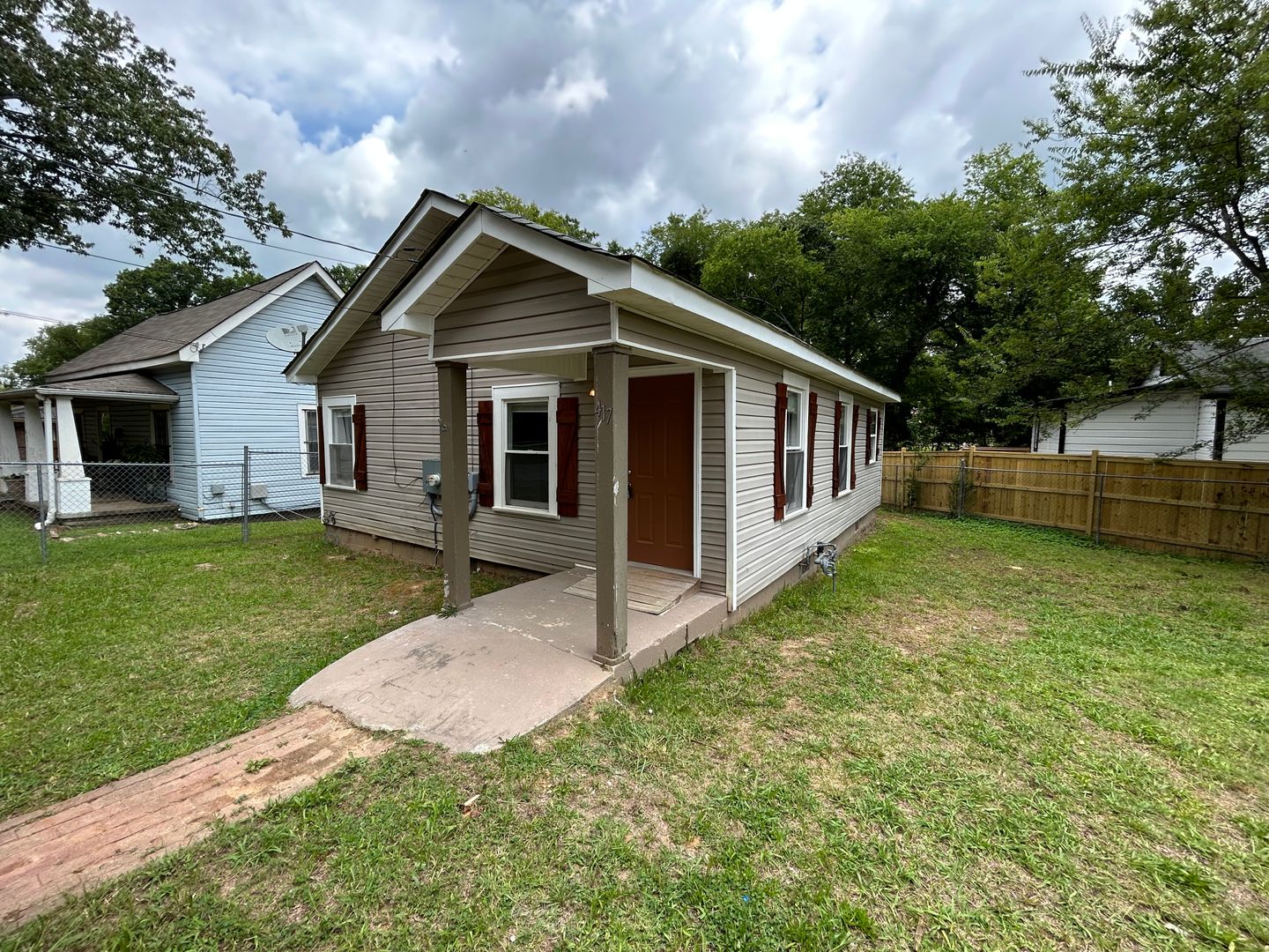 Rome House: 417 Nixon Ave.