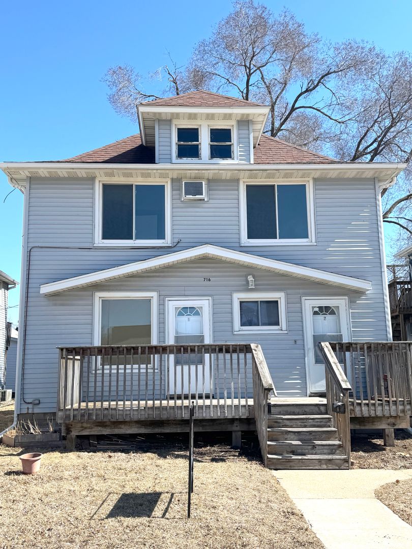 Rochester Apartment: 716 North Broadway Avenue