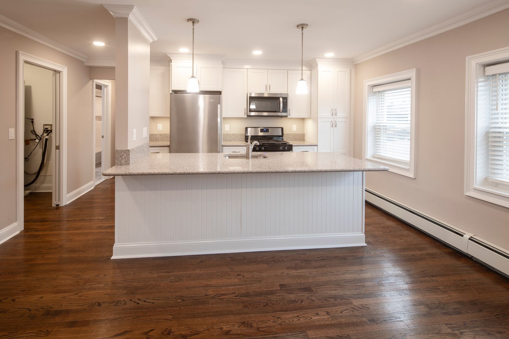 Bergenfield Apartment: 16 Hickory Avenue