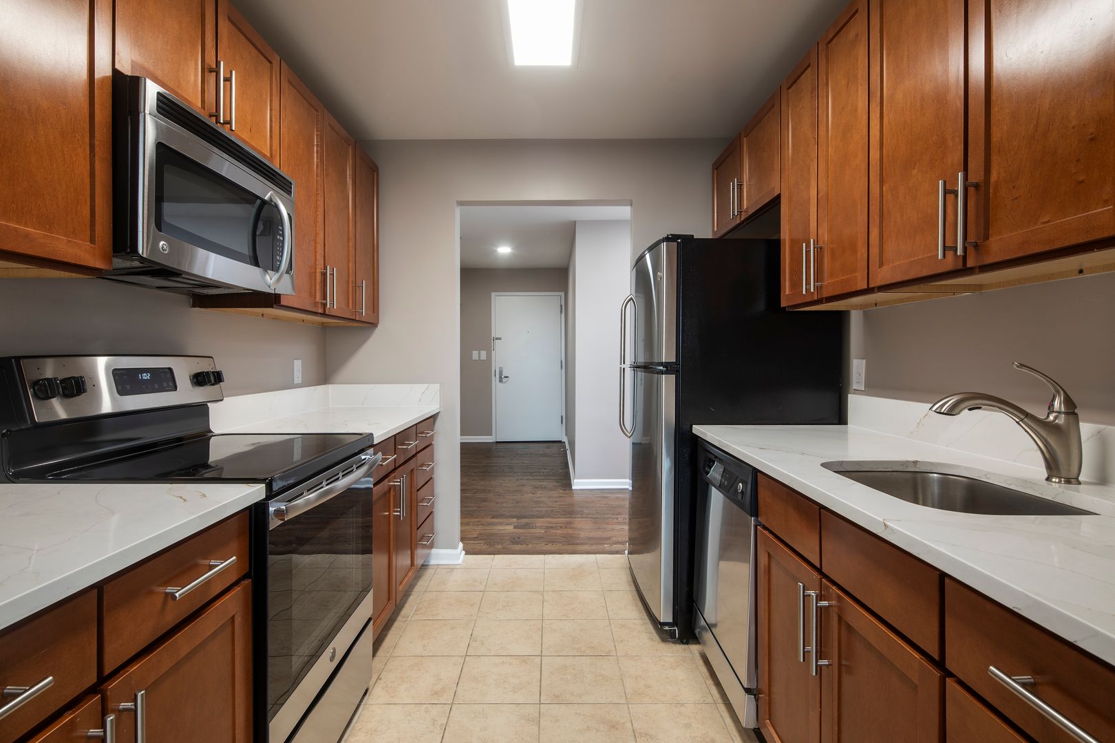 Hackensack Apartment: 29 Linden Street