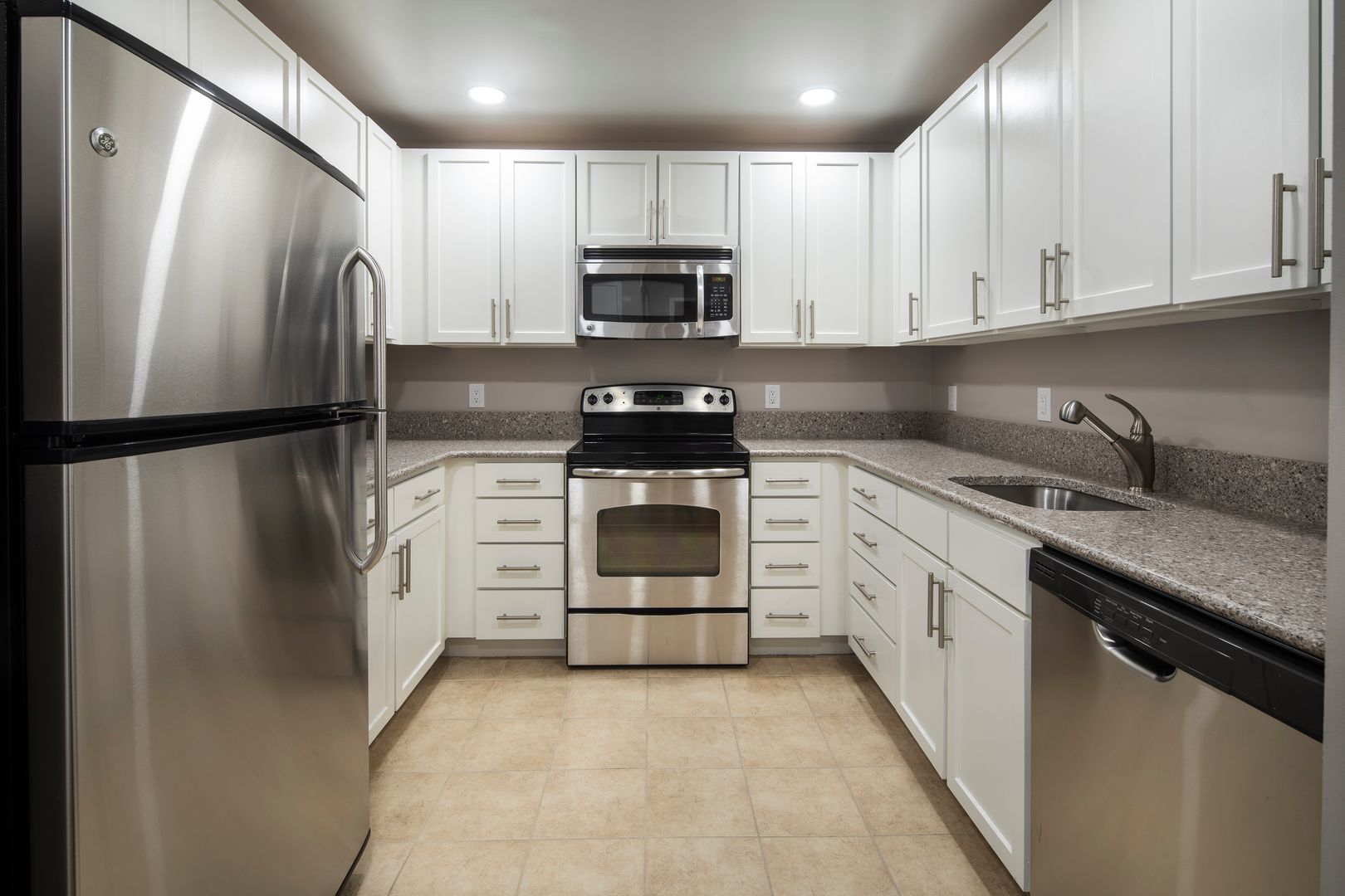 Hackensack Apartment: 29 Linden Street