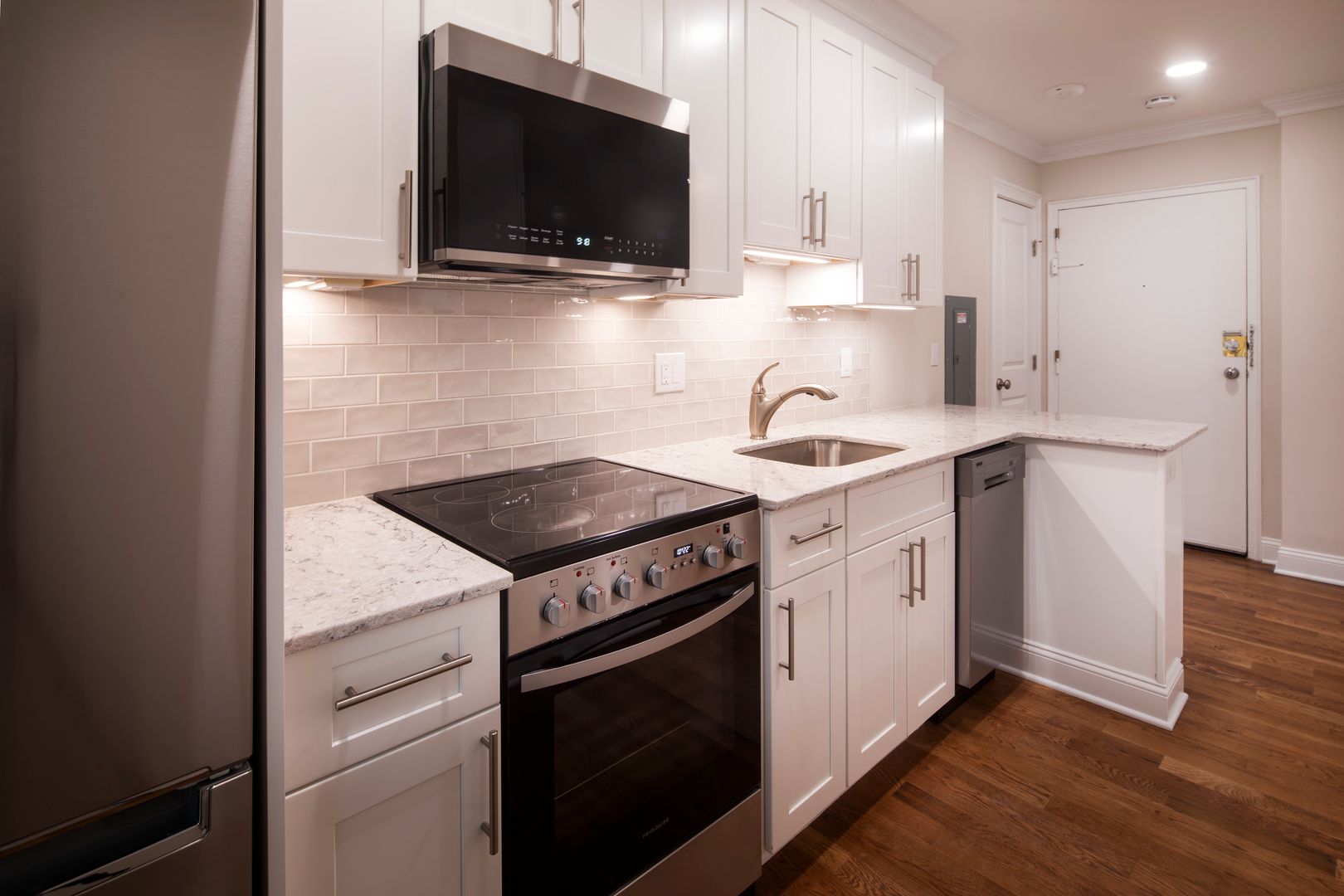 Hackensack Apartment: 70 Polifly Road