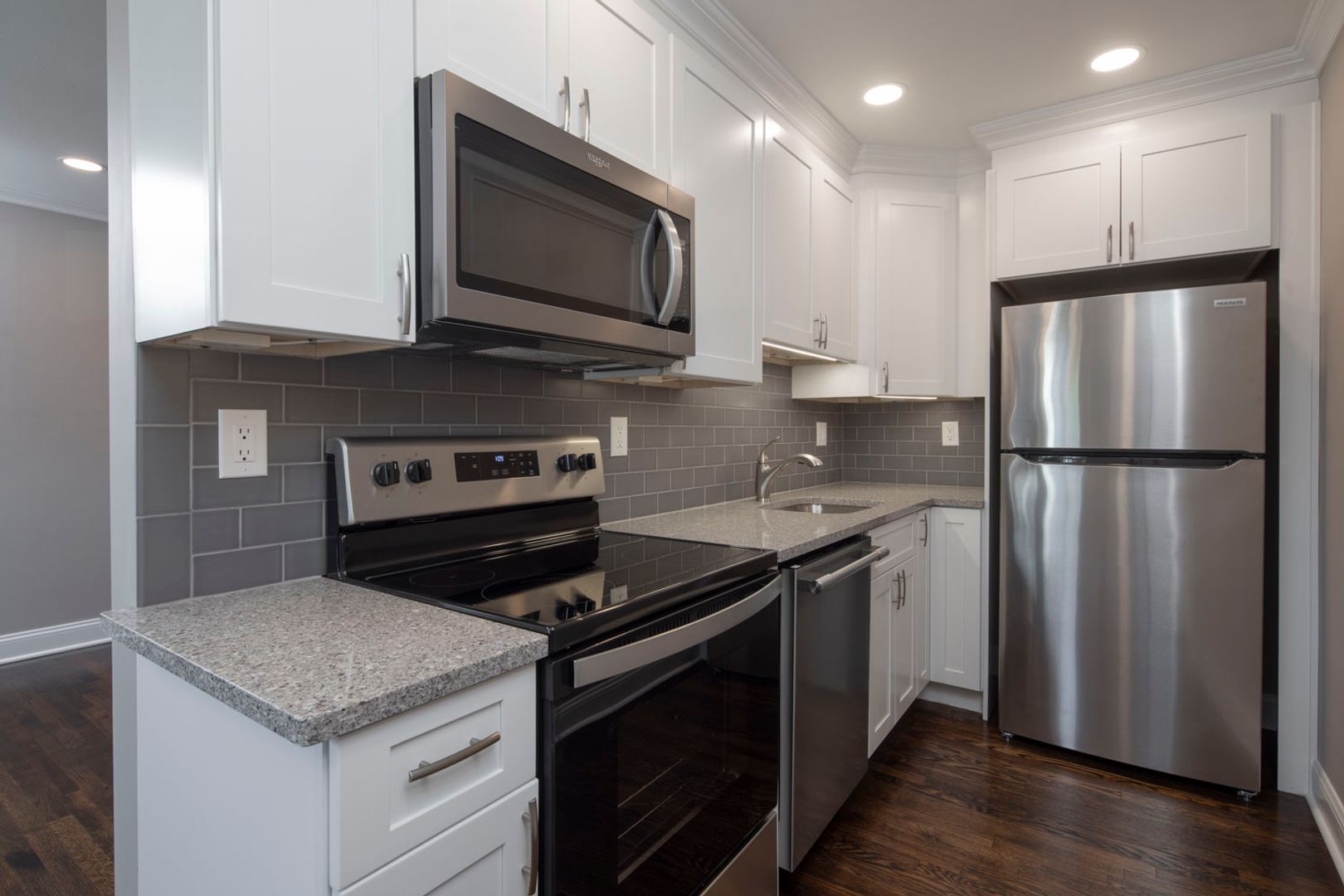 Hackensack Apartment: 340 Park Street