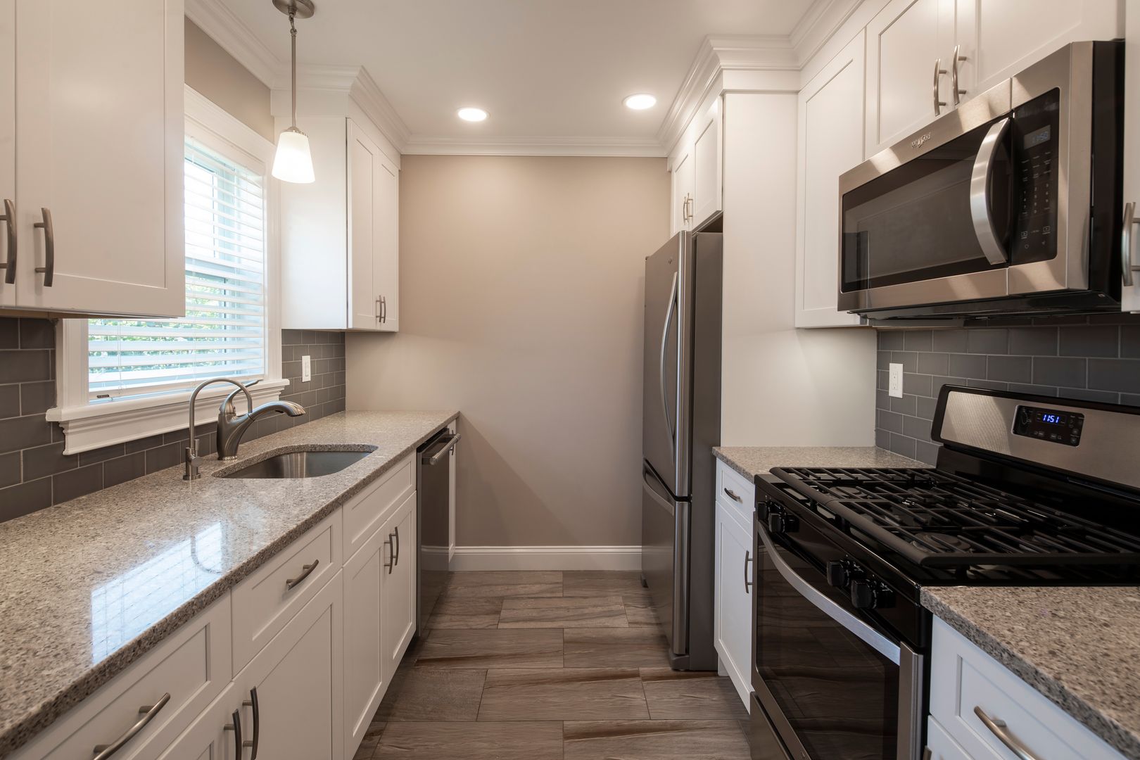 Leonia Apartment: 405 - 425 Broad Avenue,