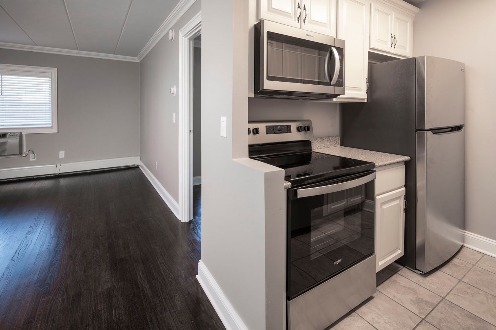 Hackensack Apartment: 370 Park Street