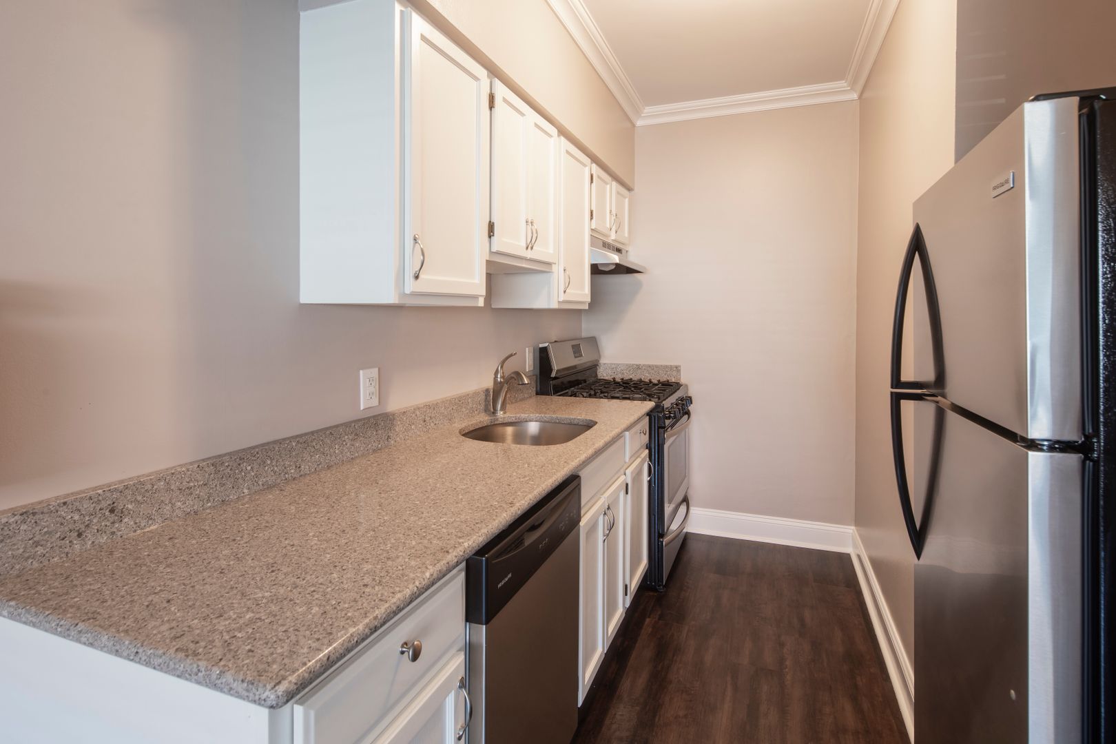 Hackensack Apartment: 30 Euclid Avenue