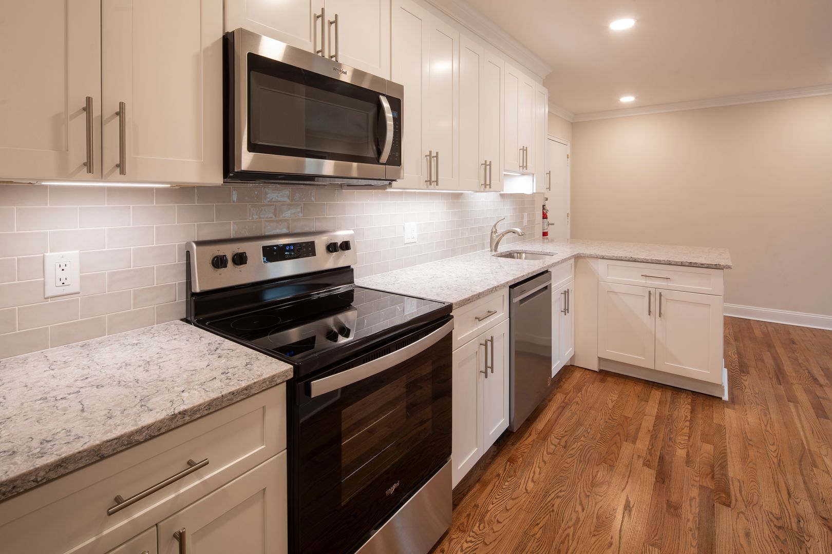 Hackensack Apartment: 70 Polifly Road
