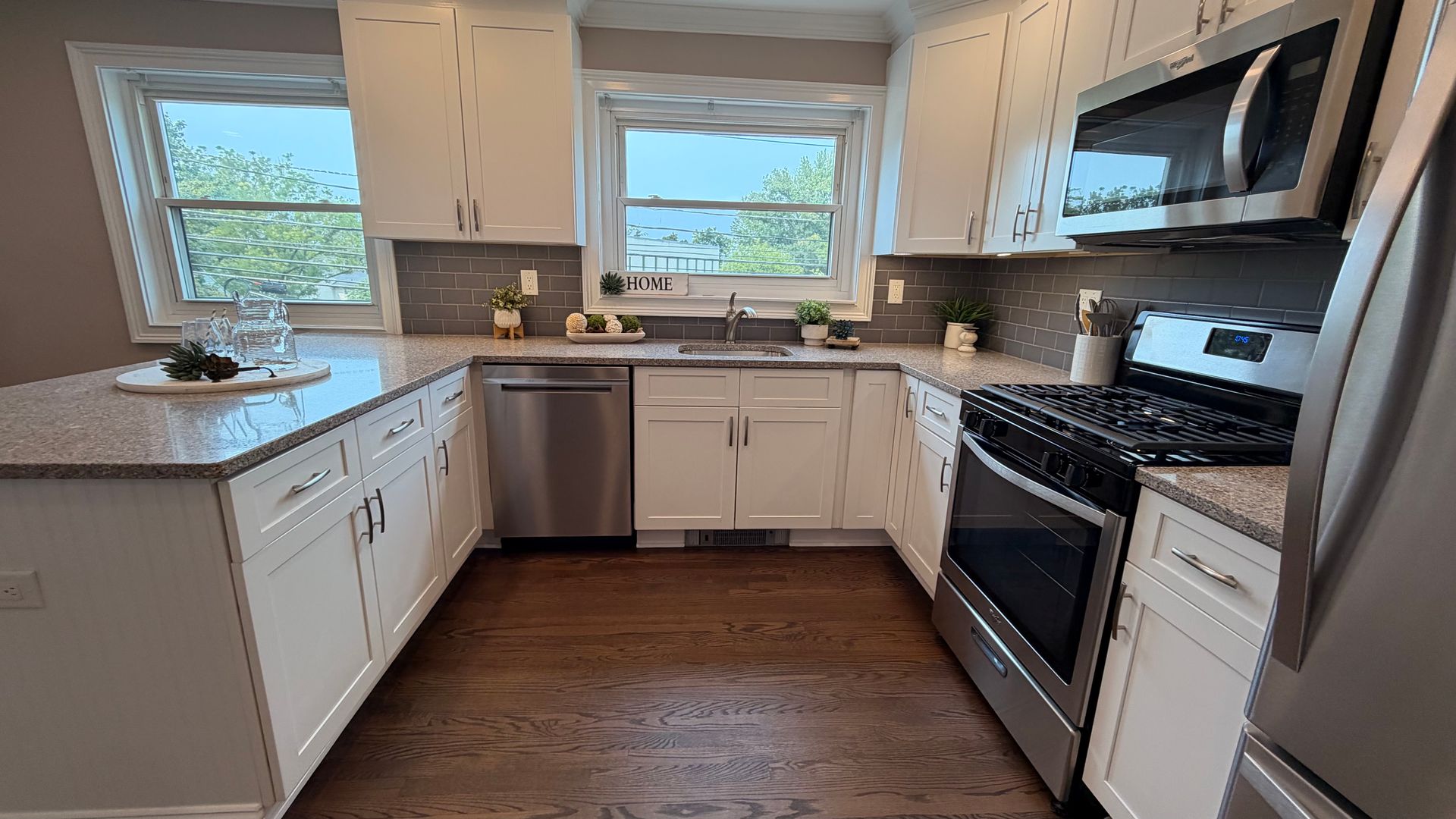 Englewood Apartment: 60 East Linden Avenue