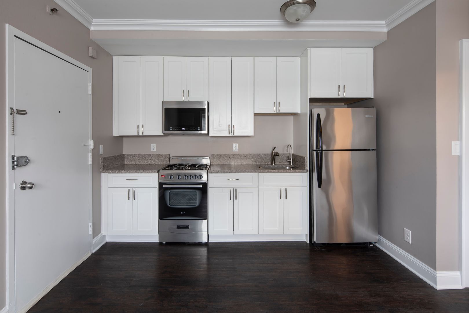 Hackensack Apartment: 30 Euclid Avenue