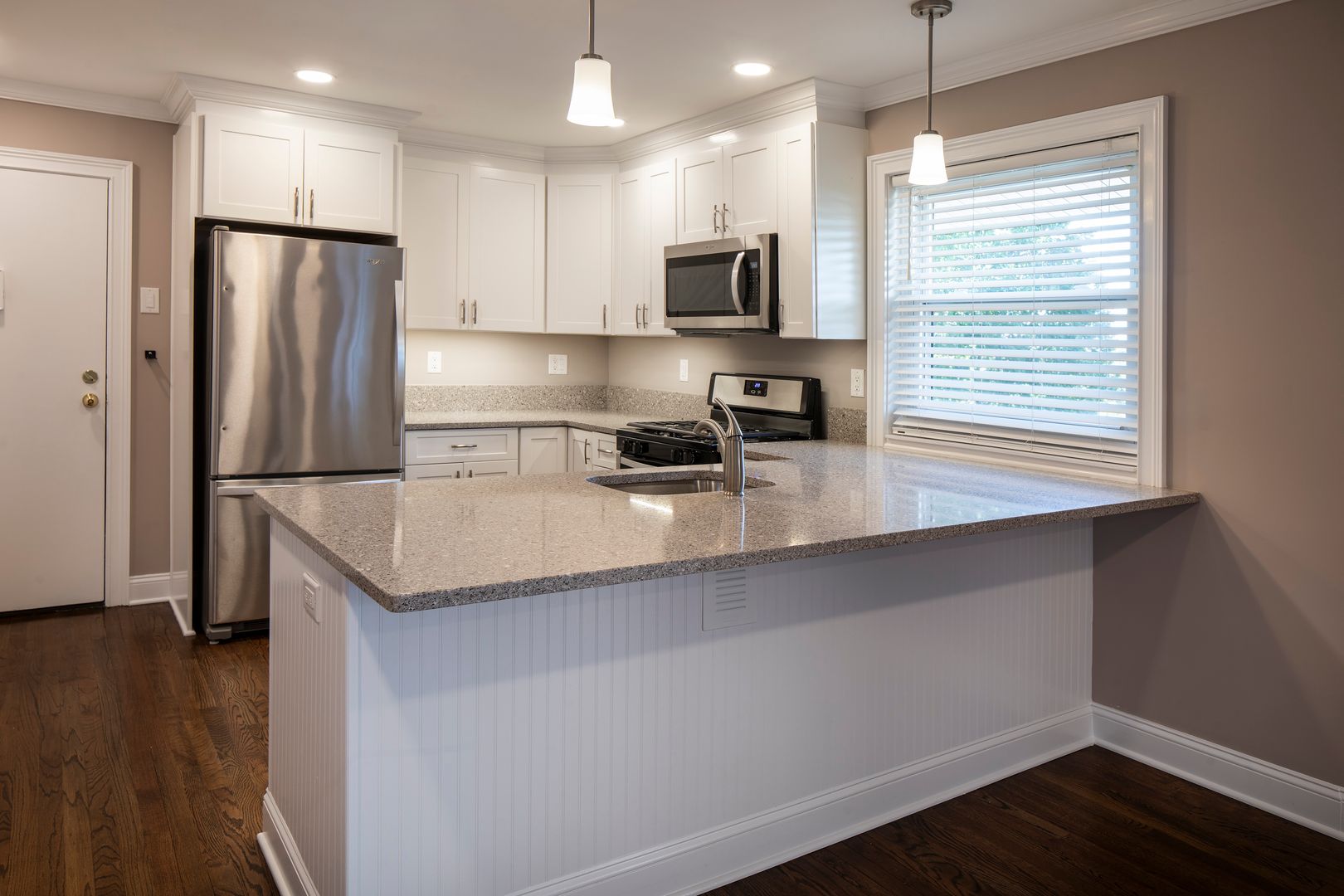 Englewood Apartment: 60 East Linden Avenue
