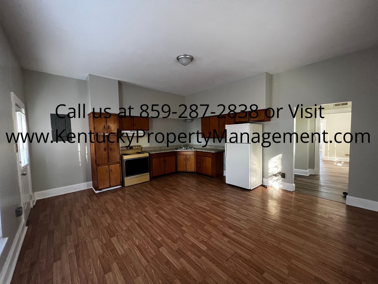 Paris Apartment: 633 Higgins Ave.